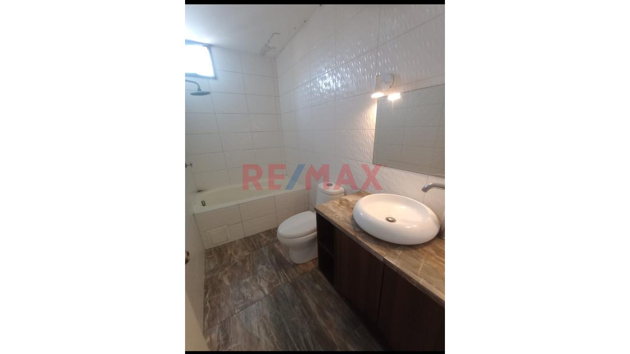 Vendo Departamento En 4To Piso Con Ingreso Independiente De 97.5 M² — foto 9