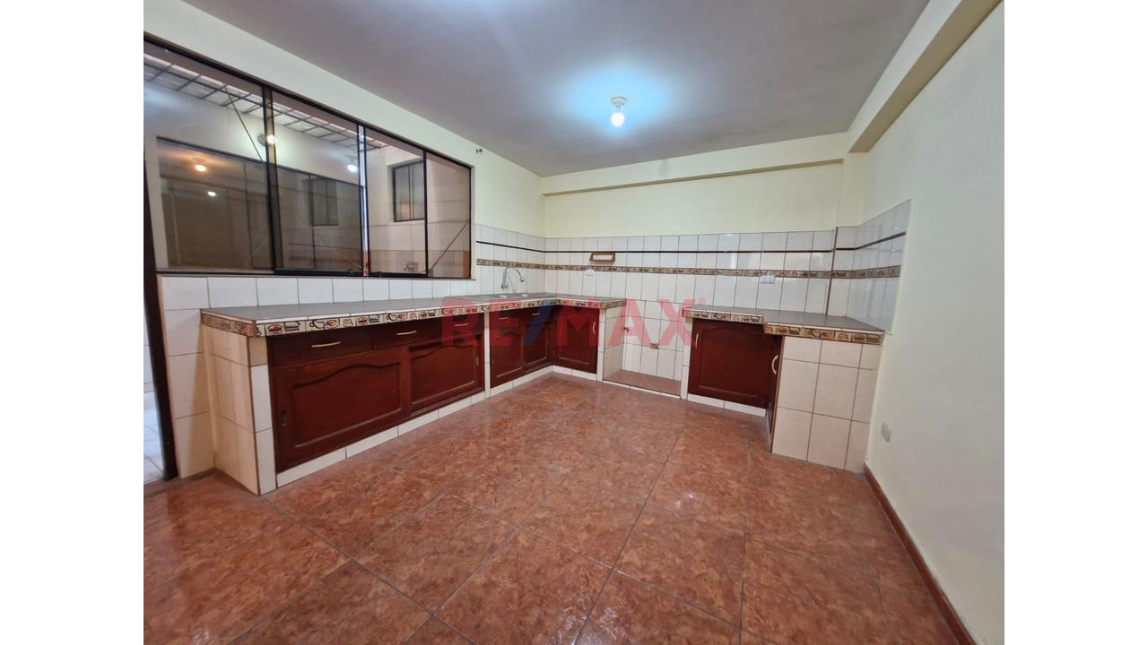🏠Unica En La Urb. San Felipe Comas Departamento + Mini Departamento En 1Er Piso - 6