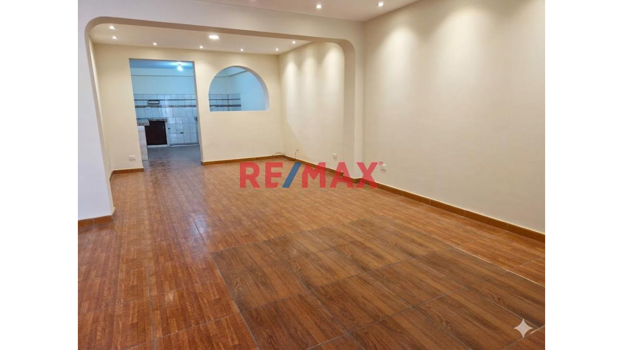 🏠Unica En La Urb. San Felipe Comas Departamento + Mini Departamento En 1Er Piso - 1