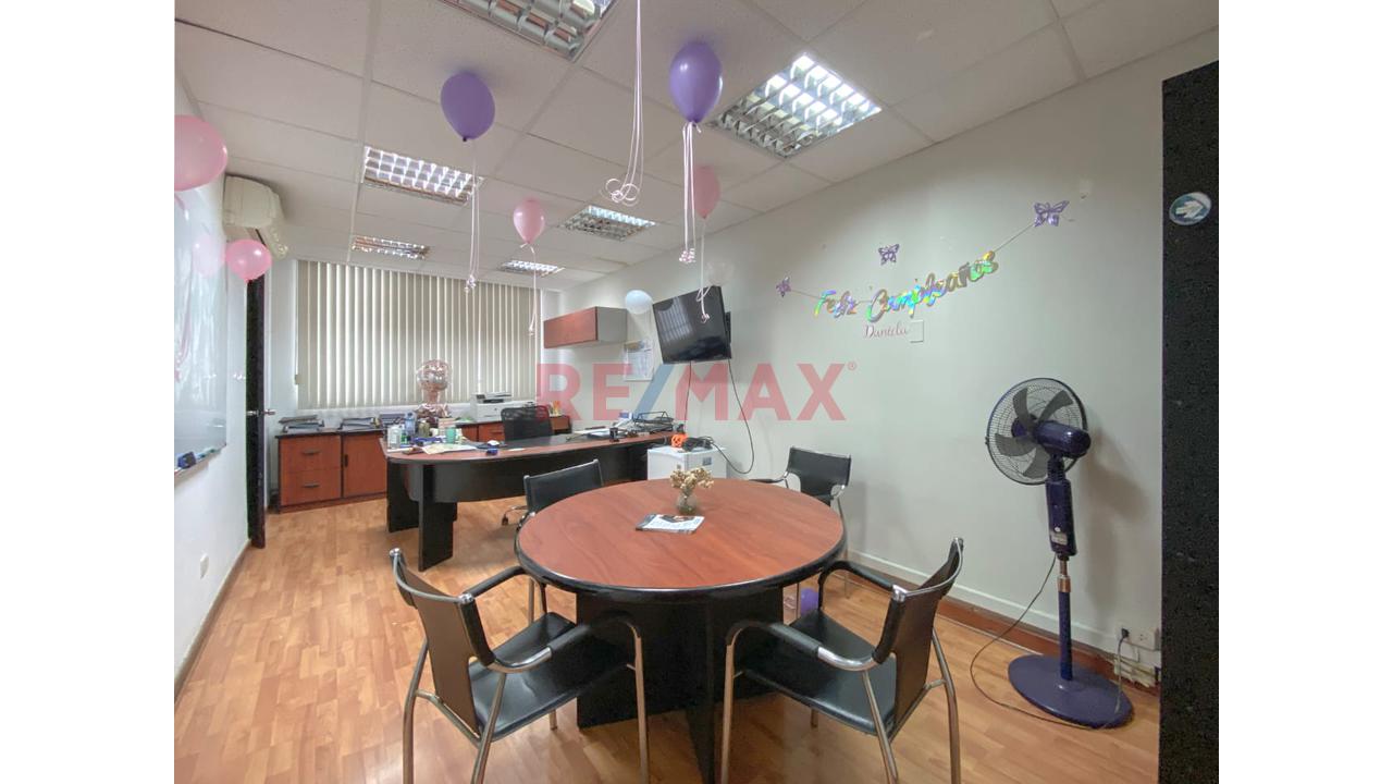Local comercial de 212 m² en San Isidro — foto 3