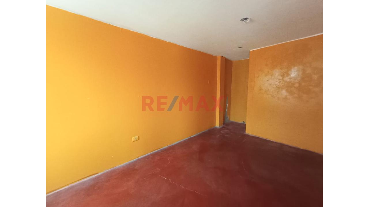 Venta Casa De Dos Pisos Y Azotea En Huaycan Ate - Zona J Oportunidad De Inversion Comercial Y Vivienda — foto 10