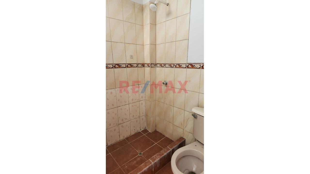 Venta Casa De Dos Pisos Y Azotea En Huaycan Ate - Zona J Oportunidad De Inversion Comercial Y Vivienda — foto 7