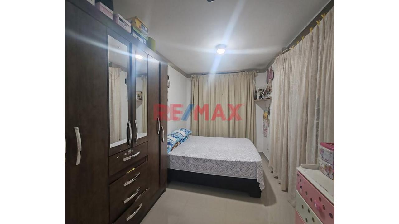 🏡🏡Se Vende Casa En Urb. Villa California En Toda La Av. Grau De Castilla A Solo S/ 200 Mil Soles 💵 💵 (6X12) — foto 8