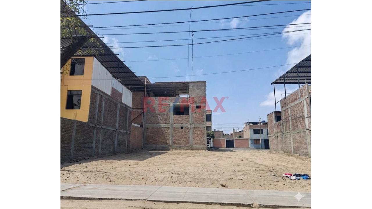 Se Vende Terreno En Urb. Bello Horizonte Cerca Al Senati A 250 Mil Soles 💵 💵 💵 🤑 10 X 20