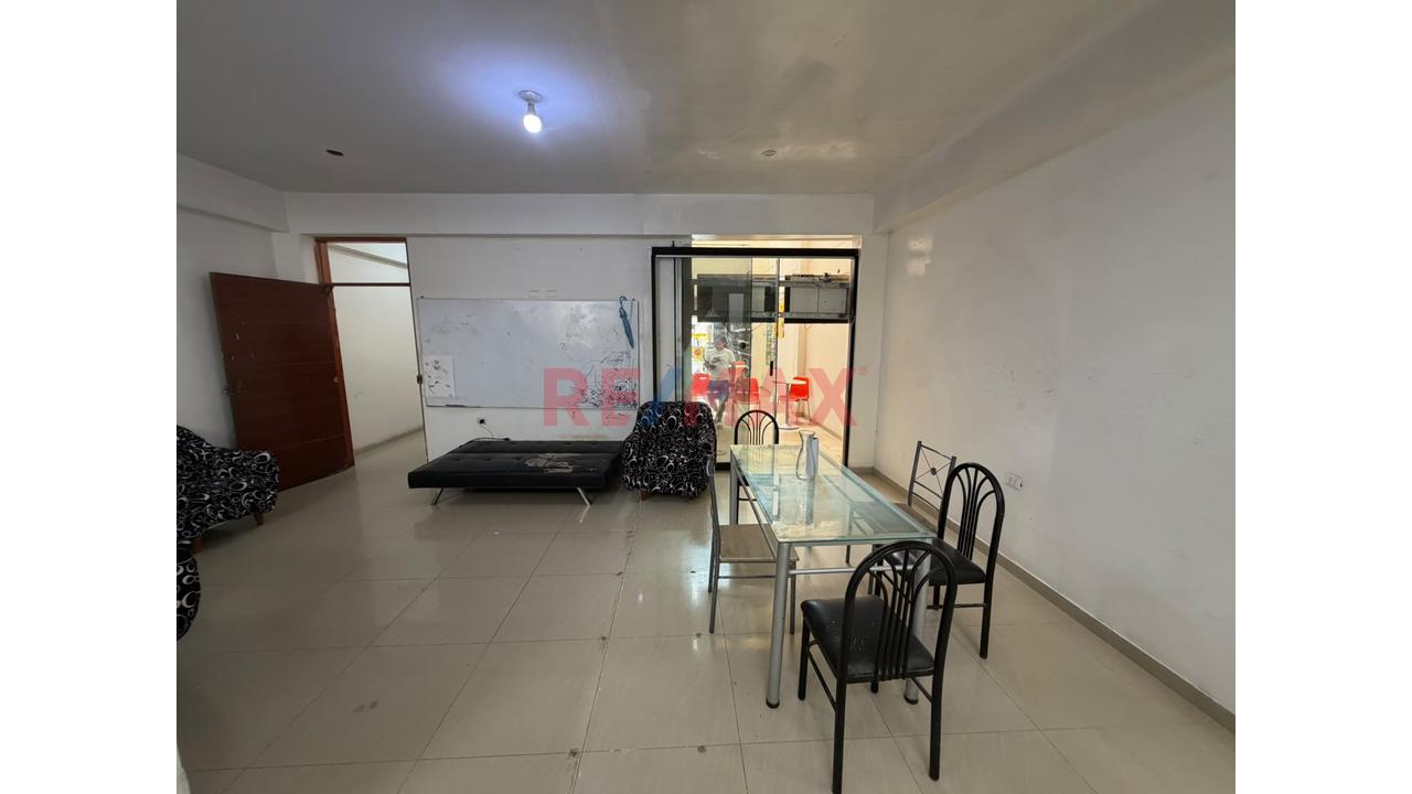 Se Alquila Local Comercial De 250 M2 En La Av. Jose Quiñones 465 Chiclayo — foto 14