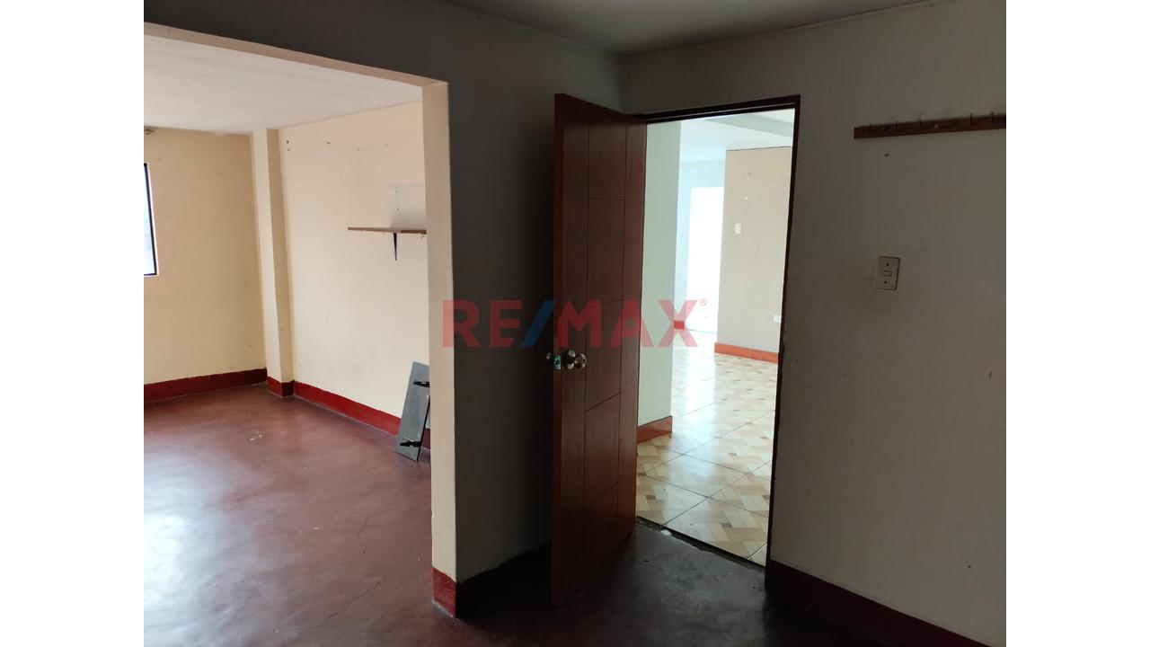 Ocasión!!!! Venta De Departamento Tercer Piso + Aires -Independencia - 4