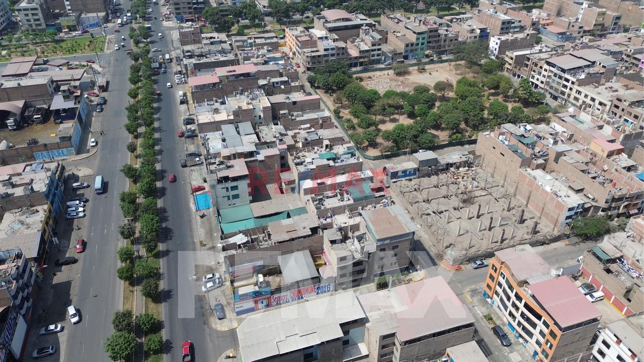 Terreno En Venta – Alto Potencial Comercial Y Proyecto Inmobiliario – Frente A Parque Zonificacion Cv - 8