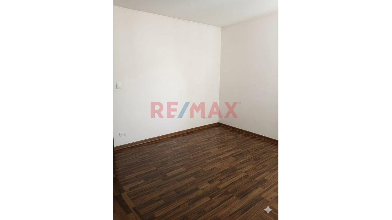 Departamento En Venta En Av. Monte De Los Olivos 973 – Dpto. 5 Piso Sin Ascensor, Santiago De Surco — foto 9