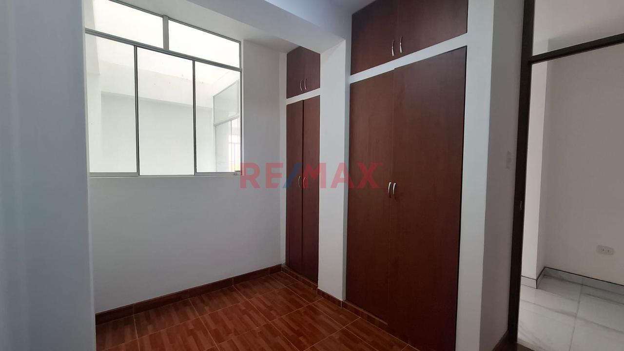 Departamento de 3 dormitorios y 2 baños ubicado en Pimentel Departamento de 3 dormitorios y 2 baños ubicado en Pimentel