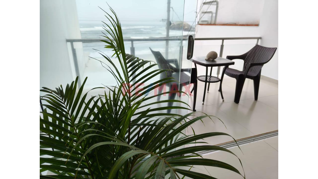 Venta De Departamento En Punta Hermosa En El Malecon — foto 3