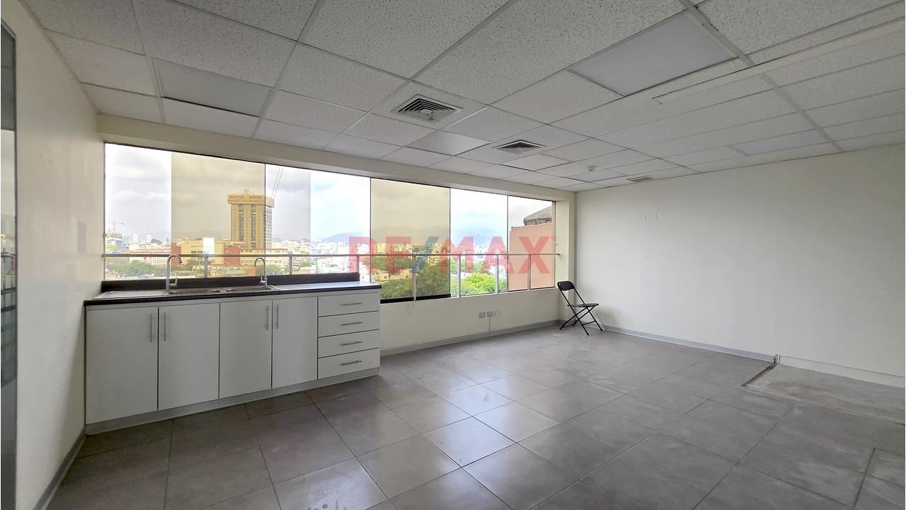 Oficina Ejecutiva En Alquiler En San Isidro – Ideal Para Firmas De Prestigio — foto 5