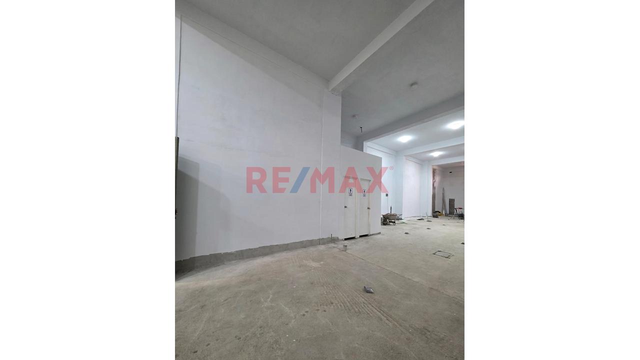 Amplio Local comercial ubicado en Rimac Amplio Local comercial ubicado en Rimac