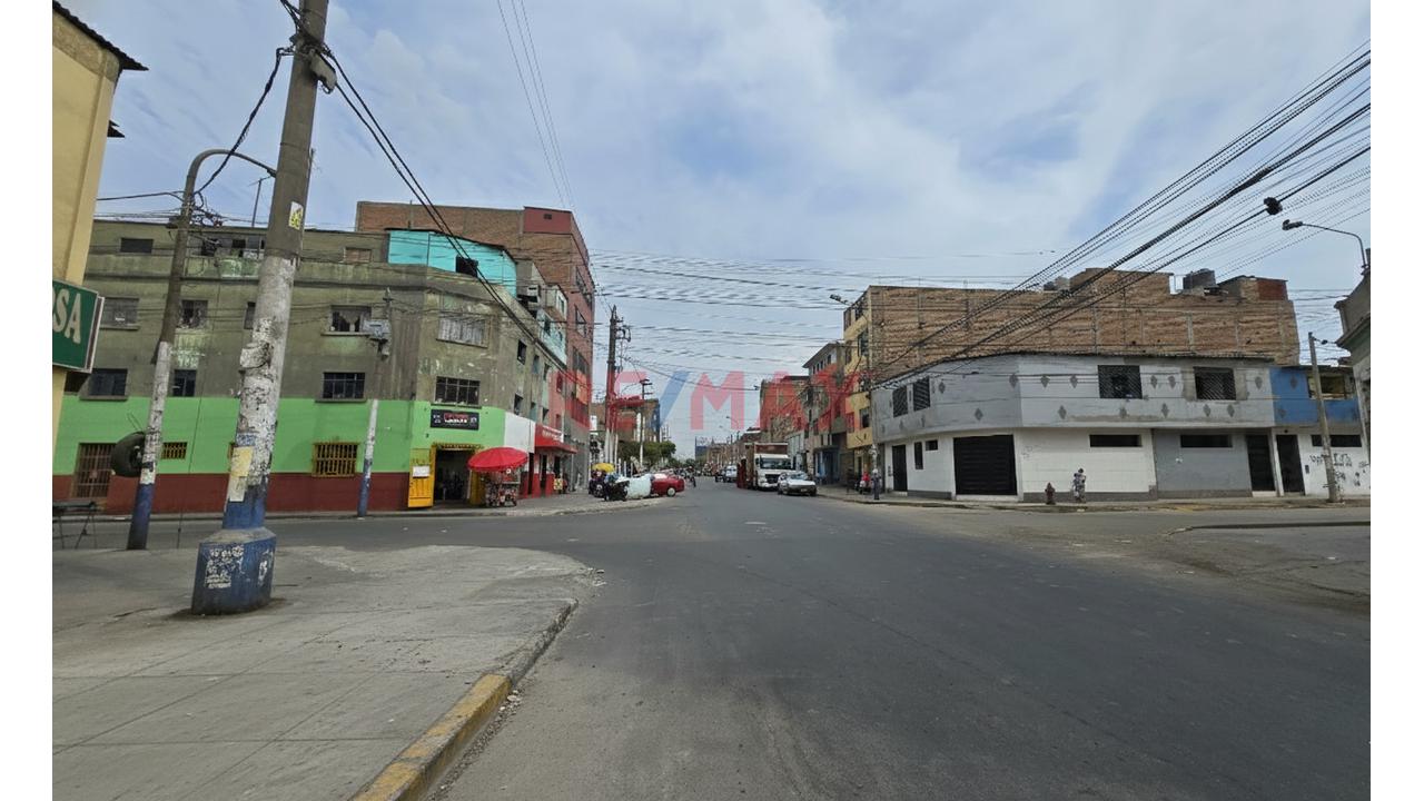 Oportunidad única Local comercial ubicado en Rimac Oportunidad única Local comercial ubicado en Rimac