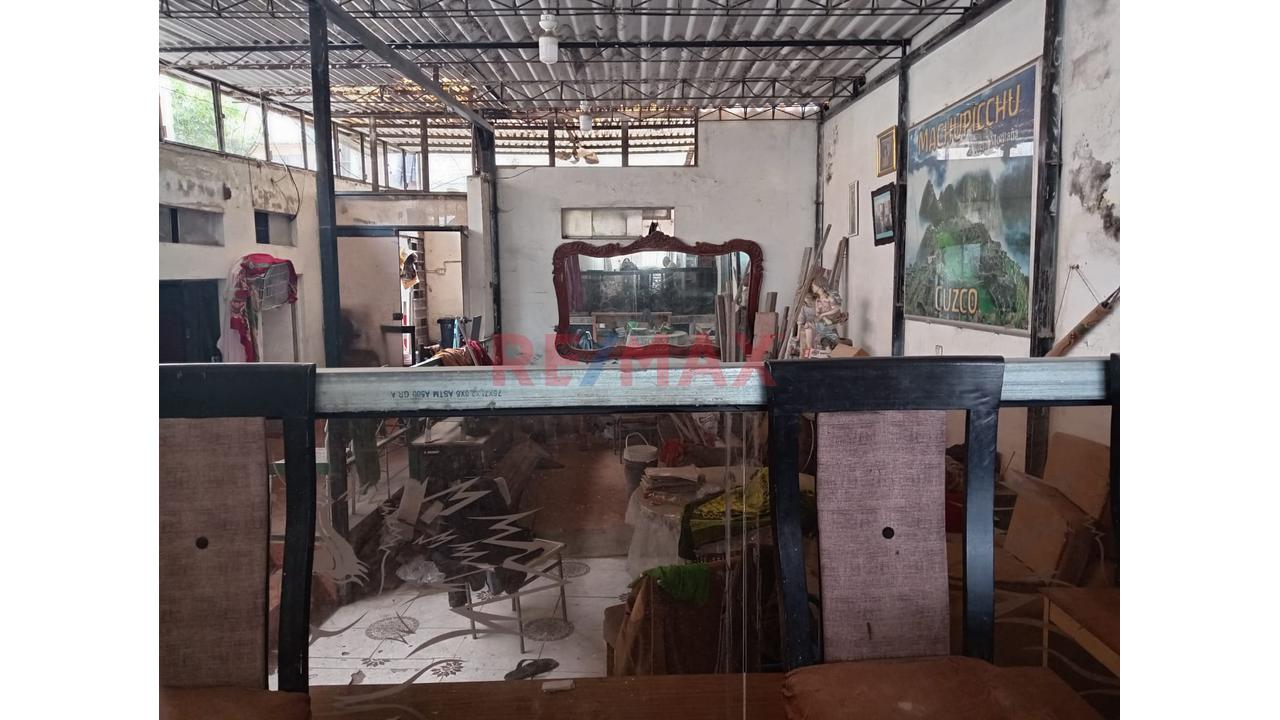 Venta De Casa Como Terreno En Villa Maria Del Triunfo — foto 4