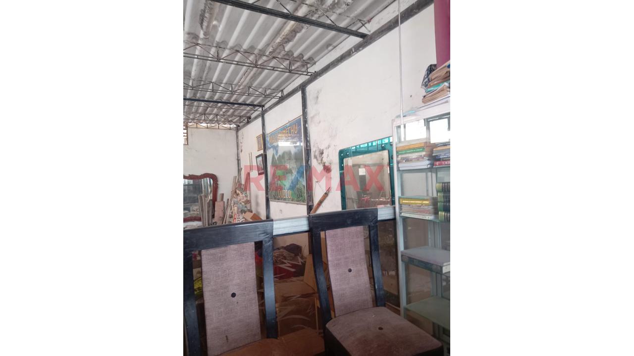 Venta De Casa Como Terreno En Villa Maria Del Triunfo — foto 6