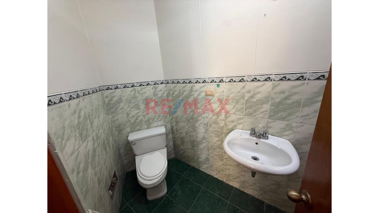 Venta De Departamento En Salamanca - Excelente Distribución E Iluminación - 17