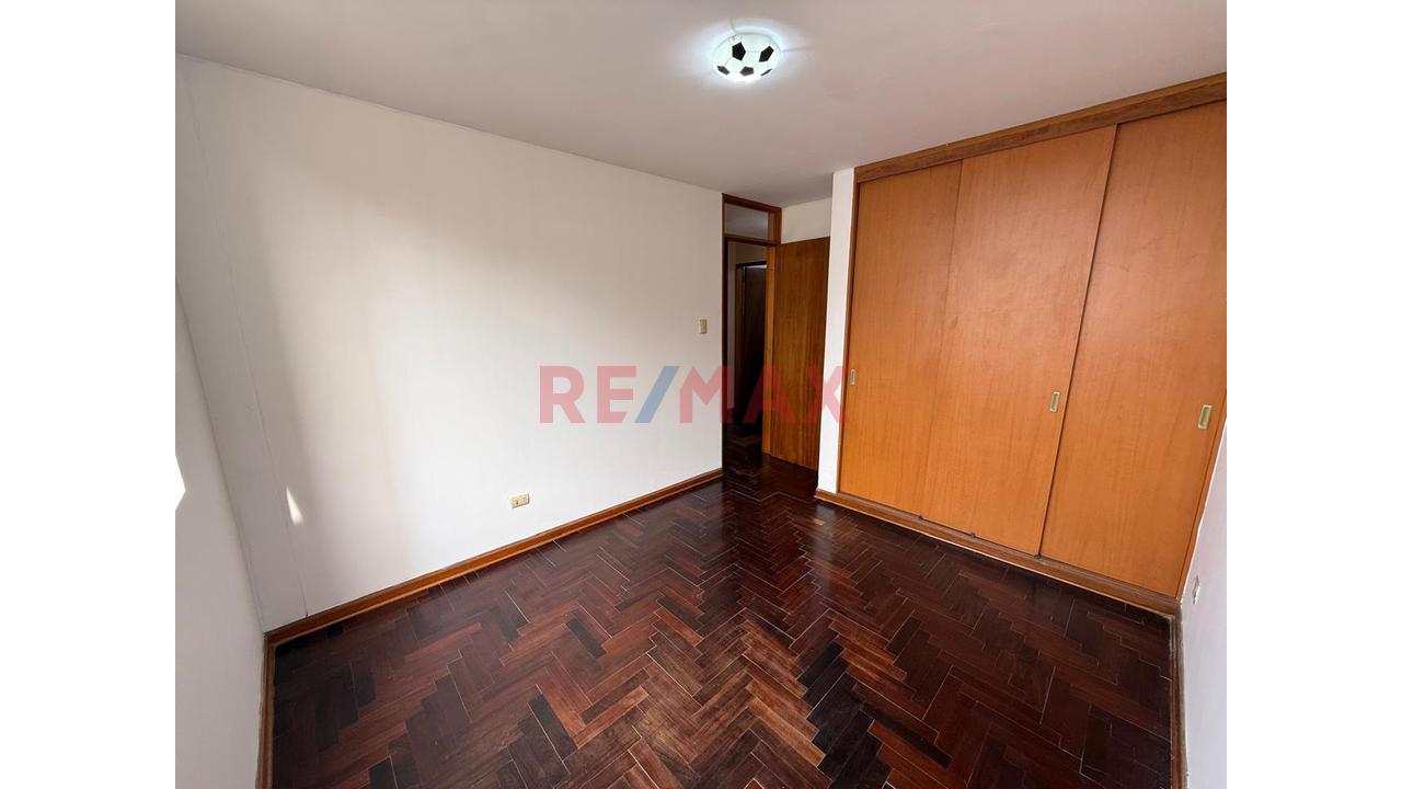 Venta De Departamento En Salamanca - Excelente Distribución E Iluminación - 10