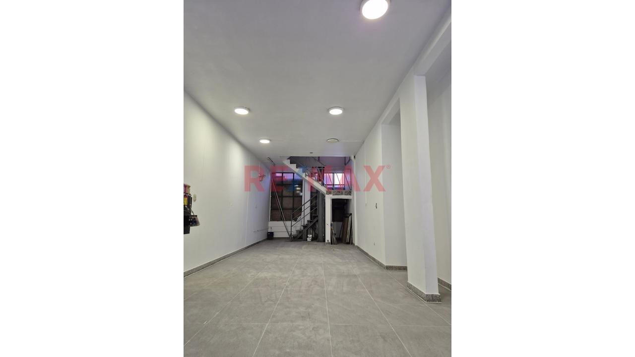 🚨🔥🏢 ¡Oportunidad Única En El Centro De Huancayo! 🏢🔥🚨 - 11