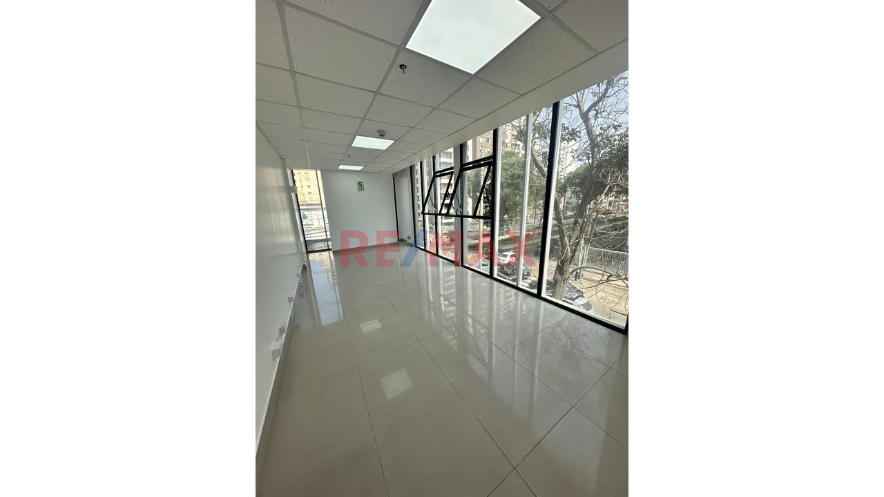 Alquiler De Oficina Moderna Tipo Boutique Santa Beatriz — foto 6