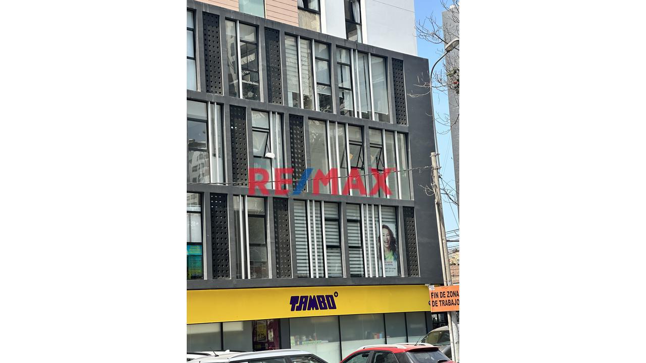 Alquiler De Oficina Moderna Tipo Boutique Santa Beatriz