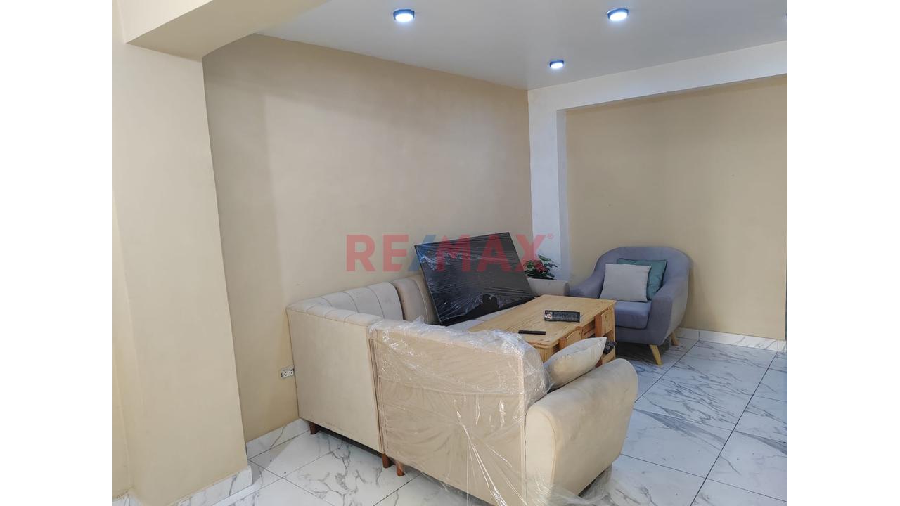 Venta De Departamento En Urb Fundo Barbadillo-Ate