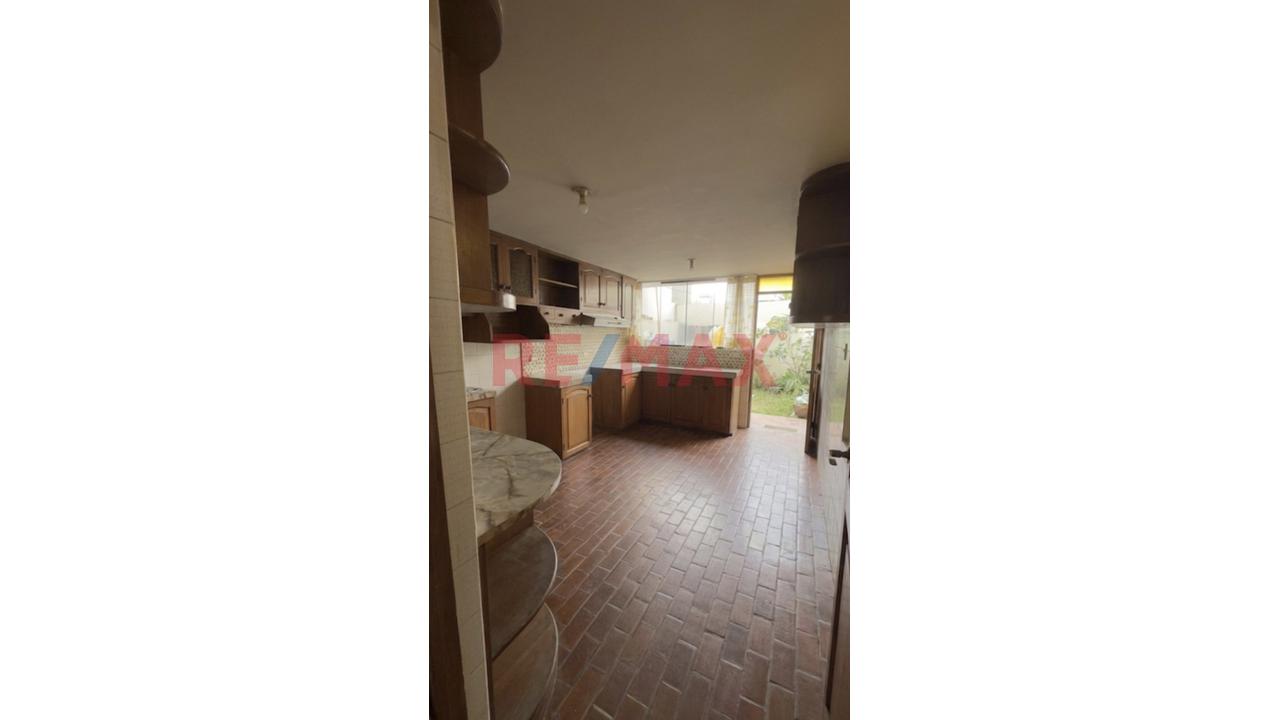 Se Alquila Casa Para Empresas - 4