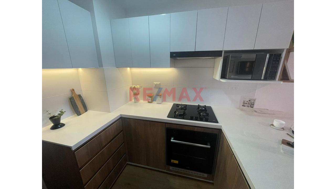 Moderno Departamento En Chorrillos — foto 8