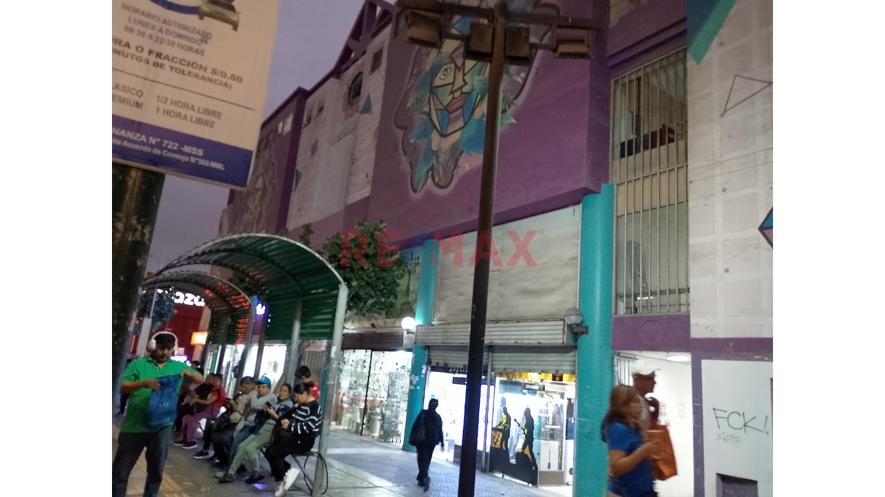 🏢 Local Comercial En Venta - 15