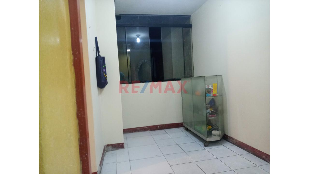 Ocasión -Venta De Departamento En Independencia Con Cochera - 9