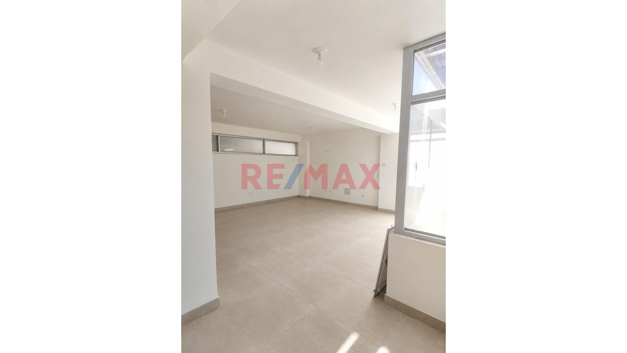 🏢✨ Exclusivo Local Comercial En Alquiler – Urubamba, Cusco ✨🏢 - 8