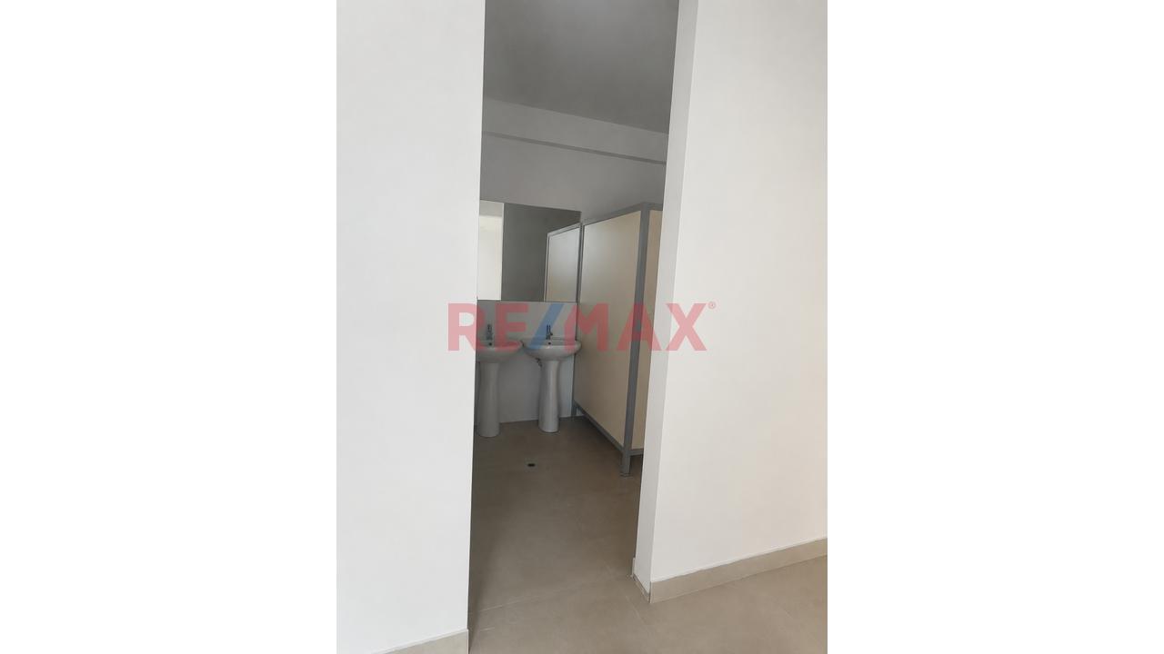 🏢✨ Exclusivo Local Comercial En Alquiler – Urubamba, Cusco ✨🏢 - 13