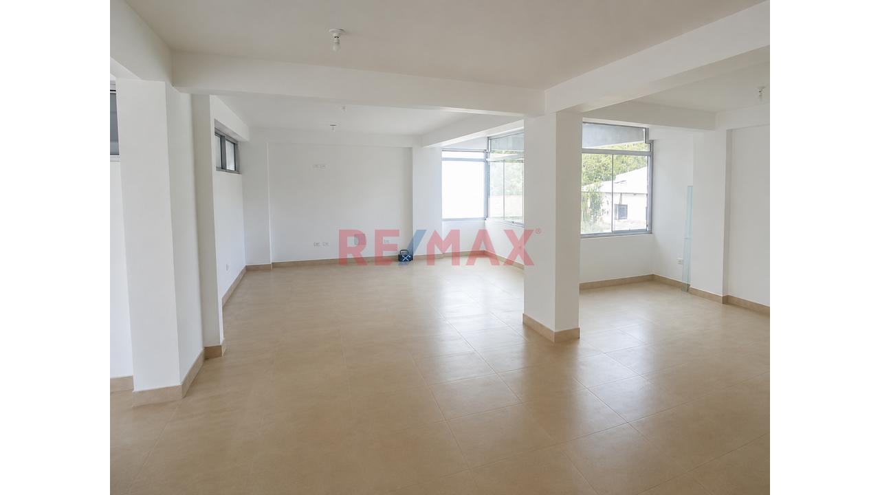 🏢✨ Exclusivo Local Comercial En Alquiler – Urubamba, Cusco ✨🏢 - 7