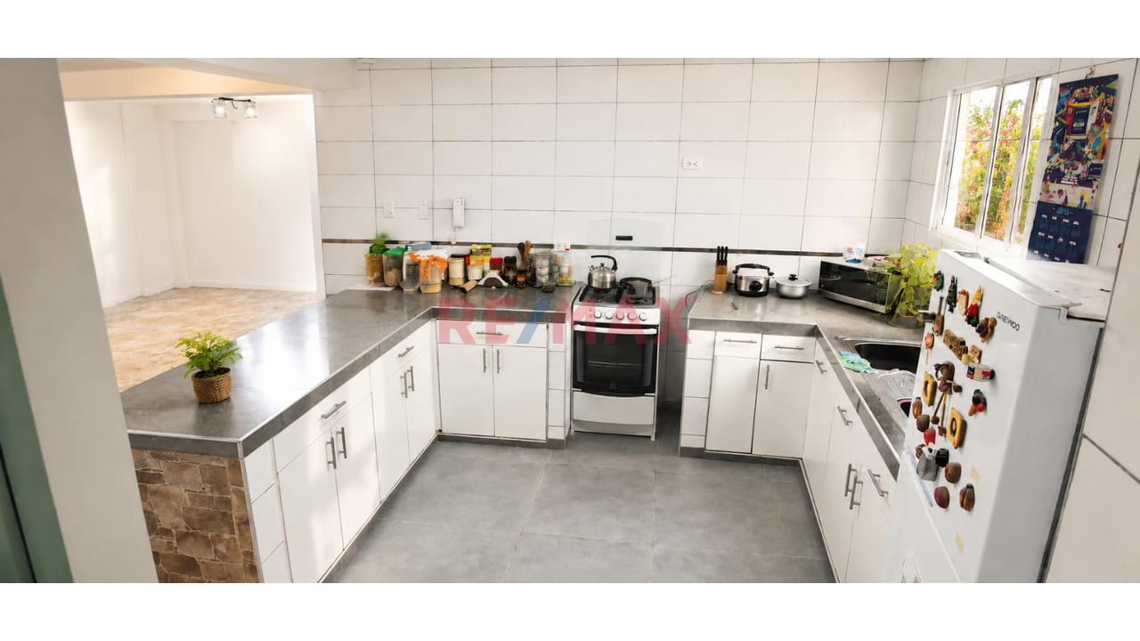 Departamento en Venta de 3 dormitorios ubicado en San Martin De Porres Departamento en Venta de 3 dormitorios ubicado en San Martin De Porres