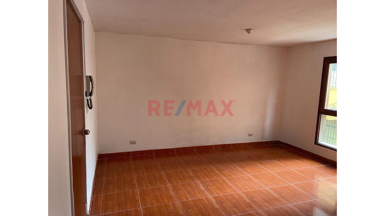 Exclusiva Casa En Condominio Privado De Solo 6 Casas / A Pasos De La Rambla Y Estacion La Cultura — foto 2
