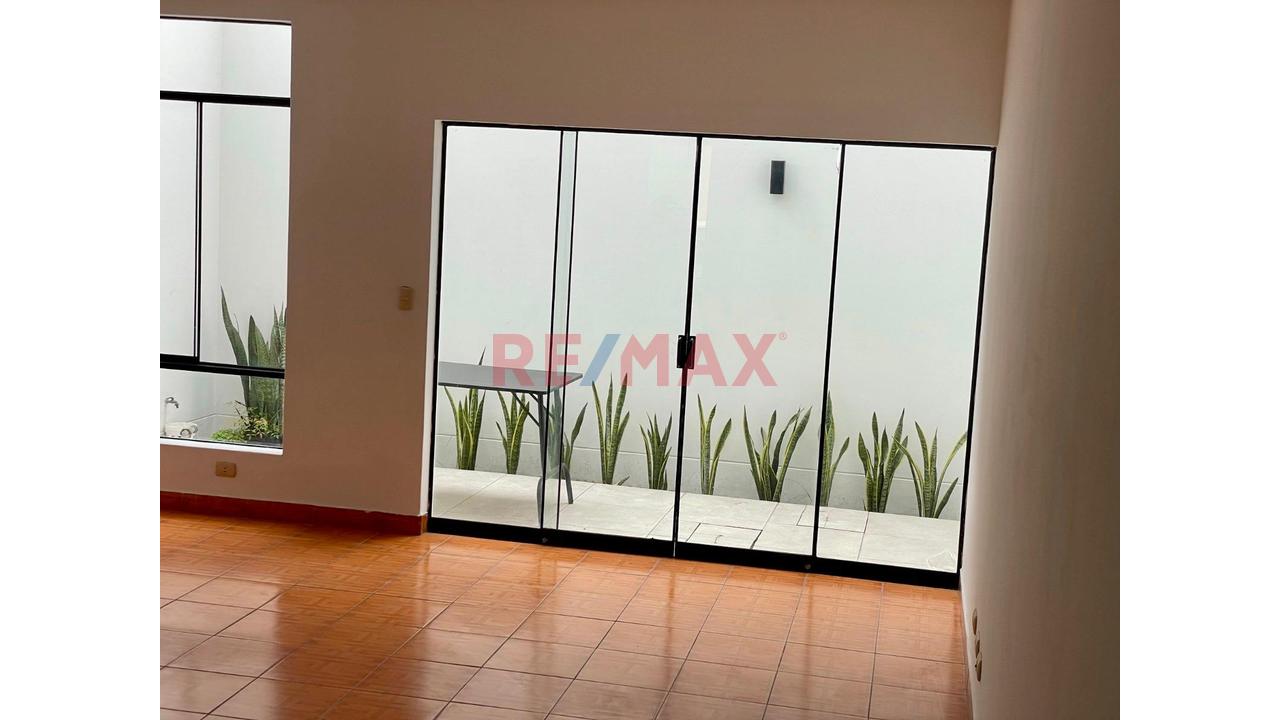 Exclusiva Casa En Condominio Privado De Solo 6 Casas / A Pasos De La Rambla Y Estacion La Cultura — foto 6