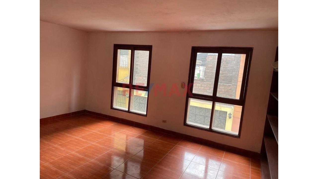 Exclusiva Casa En Condominio Privado De Solo 6 Casas / A Pasos De La Rambla Y Estacion La Cultura - 19