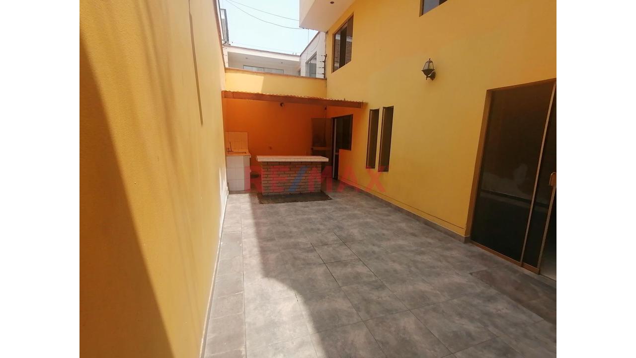 Venta De Casa En Carabayllo Urb Santa Isabel Excelente Ubicacion — foto 10