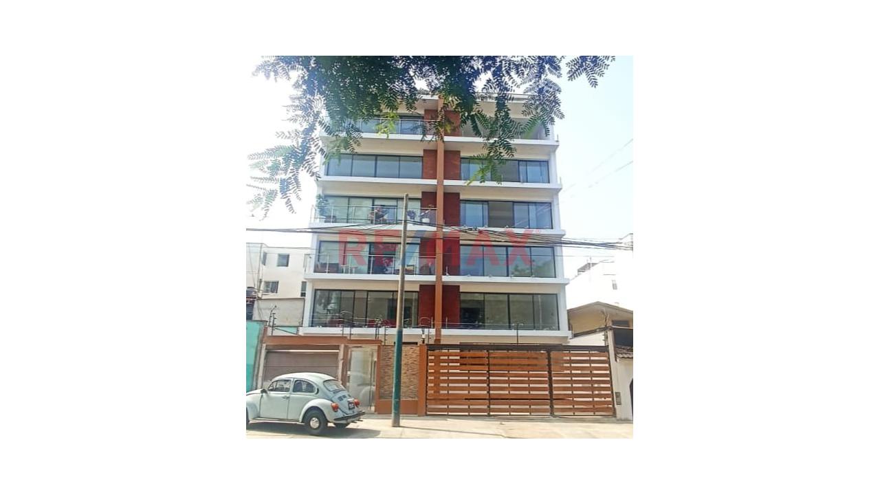 Vive En Surco Con Estilo Y Comodidad En Dpto Primer Piso