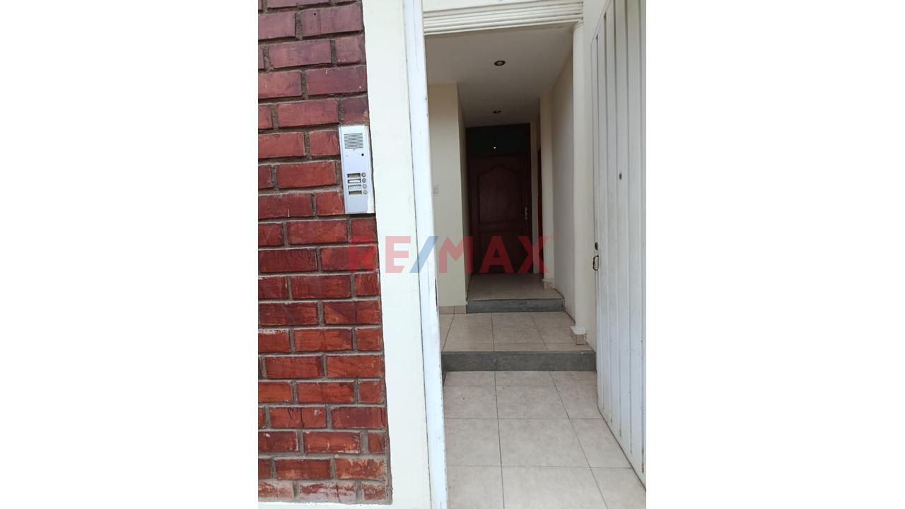 Vendo Lindo Y Amplio Departamento En 1Er Piso En Miraflores Country Club 1Era Etapa - 18