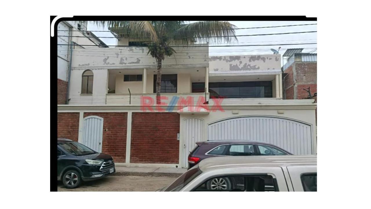 Vendo Lindo Y Amplio Departamento En 1Er Piso En Miraflores Country Club 1Era  Etapa