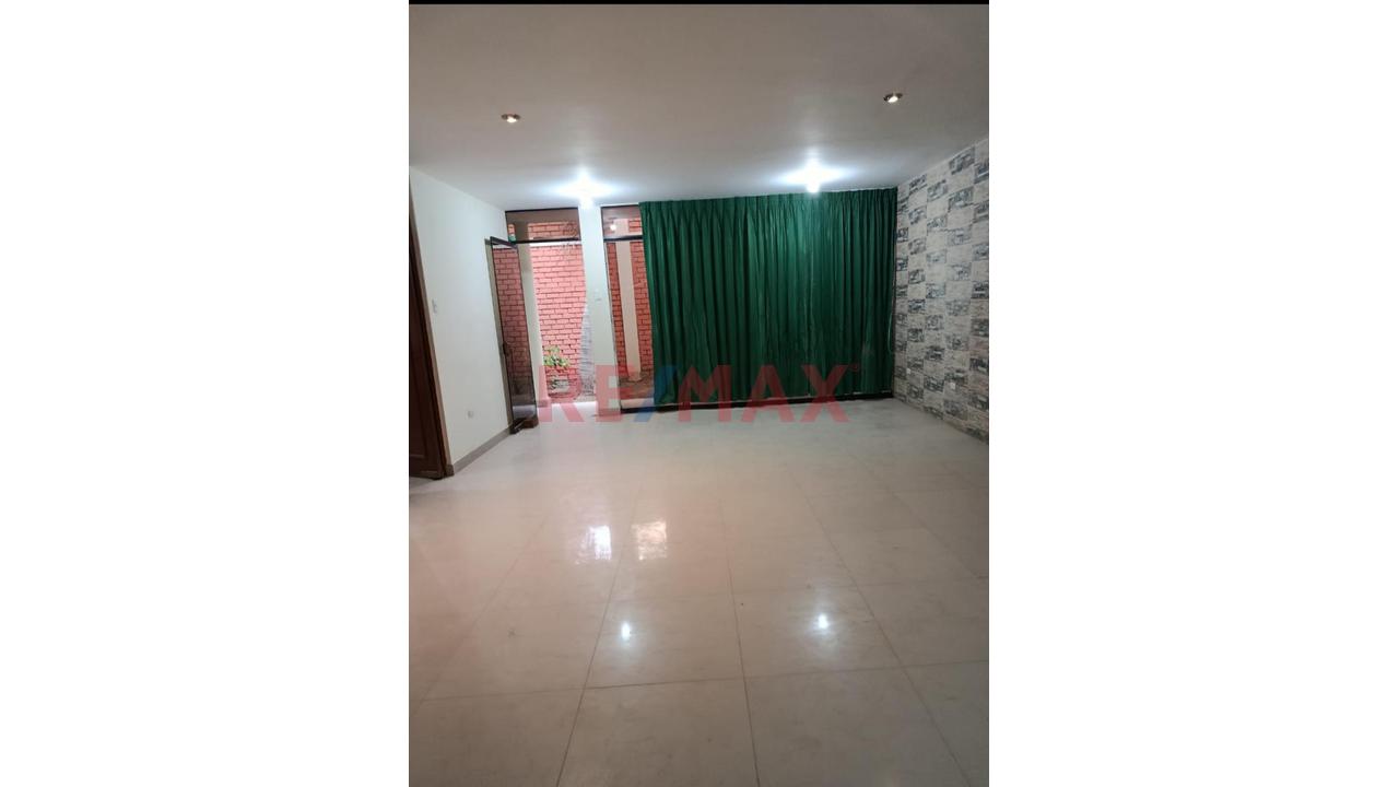 Vendo Lindo Y Amplio Departamento En 1Er Piso En Miraflores Country Club 1Era  Etapa — foto 14