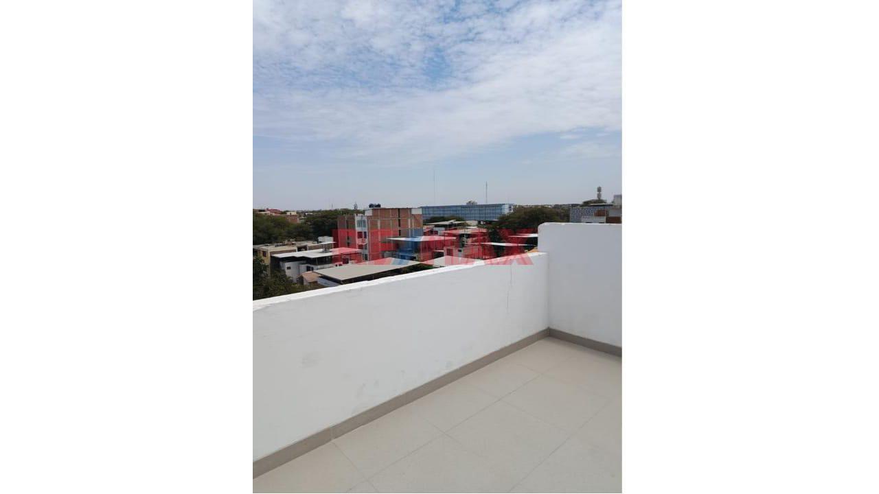 Vendo Lindo Departamento 4To Piso En Urbanizacion Miraflores. - 7