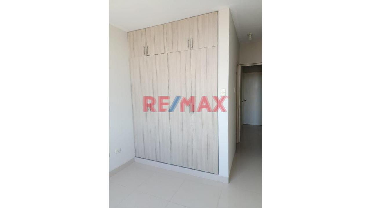 Vendo Lindo Departamento 4To Piso En Urbanizacion Miraflores. - 10