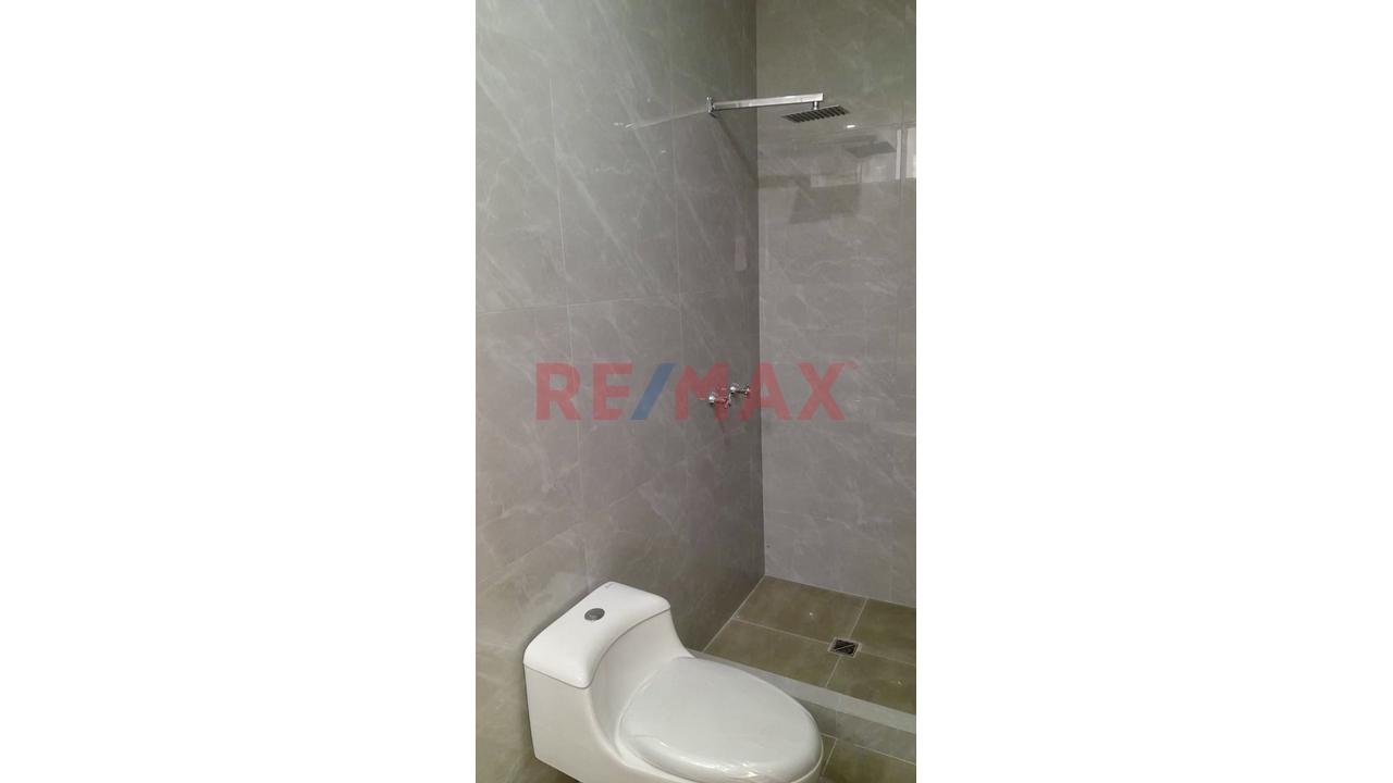 Venta De Proyecto Al 70% - Alto Bujama, Km 92 - 140 M² De Terreno - 11