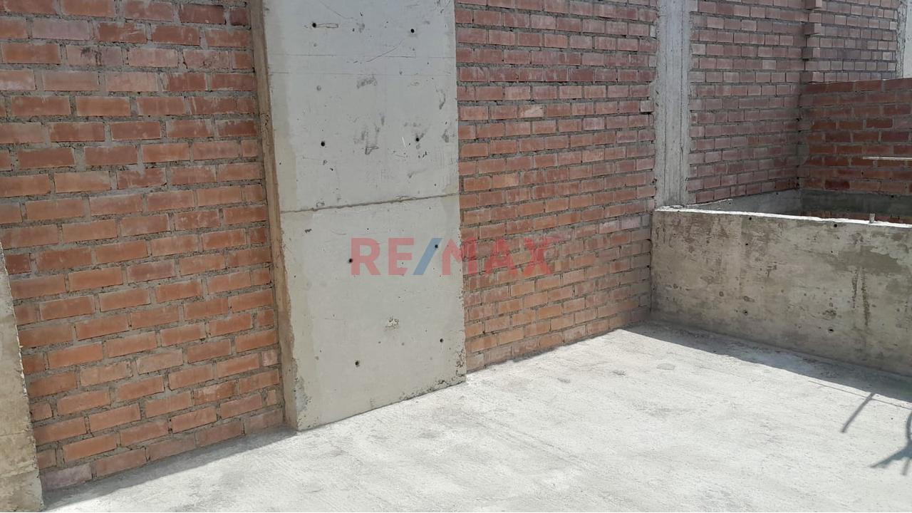 Venta De Proyecto Al 70% - Alto Bujama, Km 92 - 140 M² De Terreno - 18