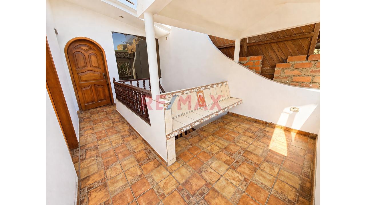 Venta De Casa De 4 Pisos Con Local Y Alto Potencial De Renta En Vipol De Naranjal,  San Martín De Porres — foto 6