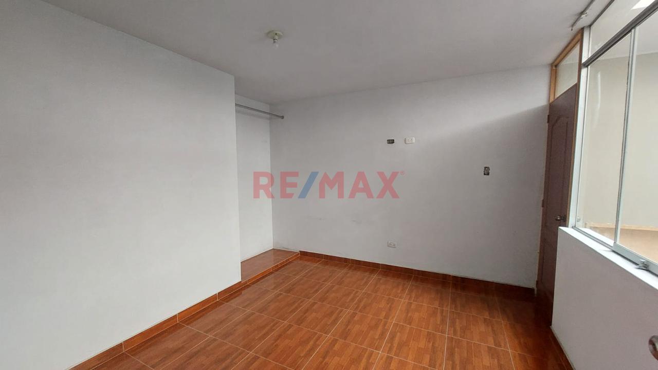 🏡✨ ¡Amplio Departamento De 220 M² En Alquiler En Ate! ✨🏡 — foto 5