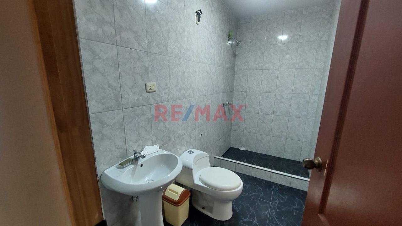 🏡✨ ¡Amplio Departamento De 220 M² En Alquiler En Ate! ✨🏡 — foto 3