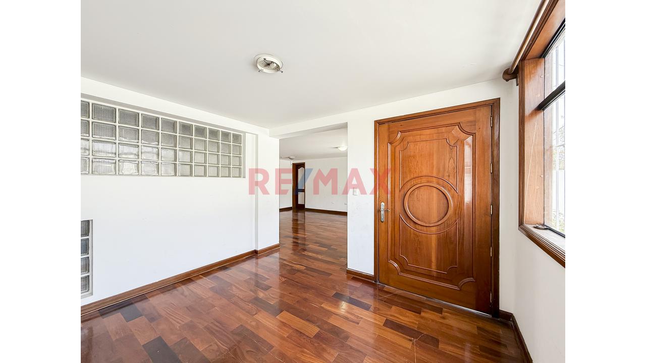 Venta De Casa En La Molina Urb Las Lagunas — foto 3