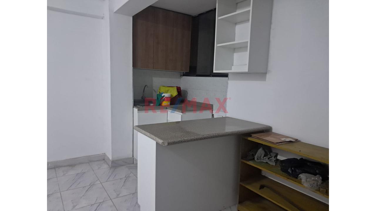 Vendo Amplio Departamento Frente A Parque En La Victoria 🌳📍 — foto 4